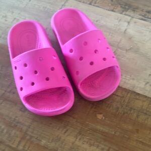 CROCS Vibrant Pink Slide Clogs